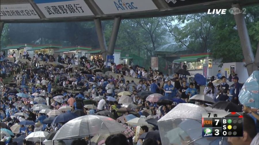 어설프게 알면 실용적이고 괜찮아보이는 돔 야구장_2.jpg