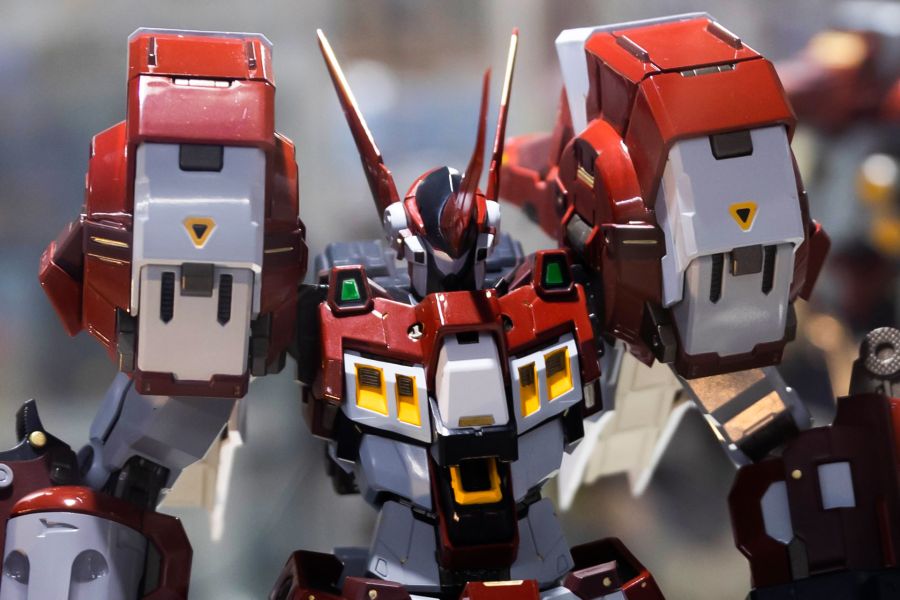 [플레임 토이즈] 철기교 알트아이젠 아미아미 전시 사진 2_2.jpg