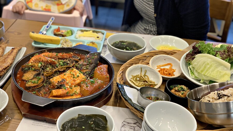 밖에서 밥 먹습니다 제주 서귀포 고집돌우럭