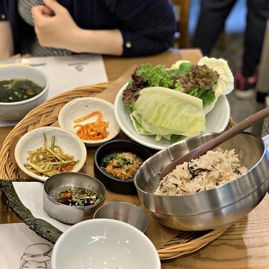 밖에서 밥 먹습니다 제주 서귀포 고집돌우럭