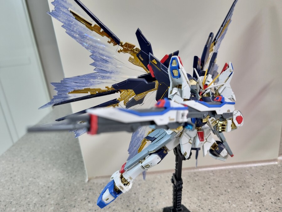 [RG]데스티니 임펄스 건담+빛의 날개!!_5.jpg