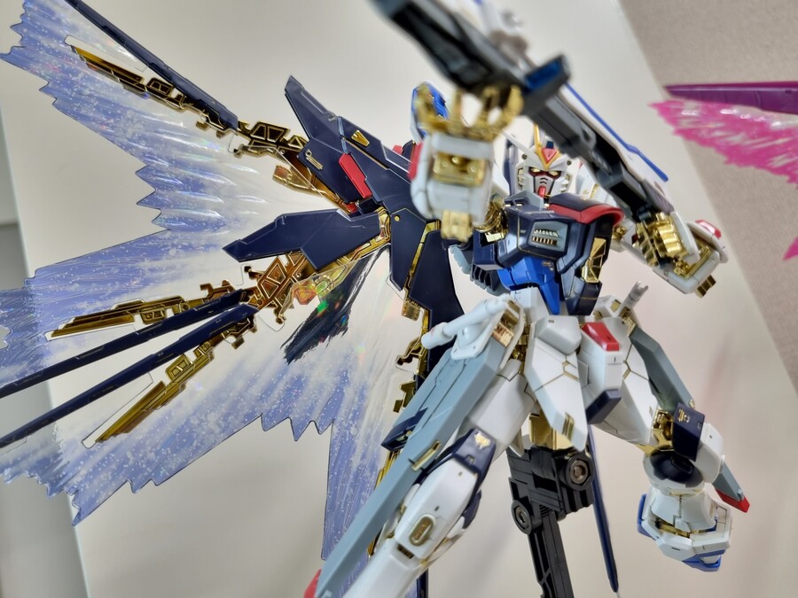[RG]데스티니 임펄스 건담+빛의 날개!!_6.jpg