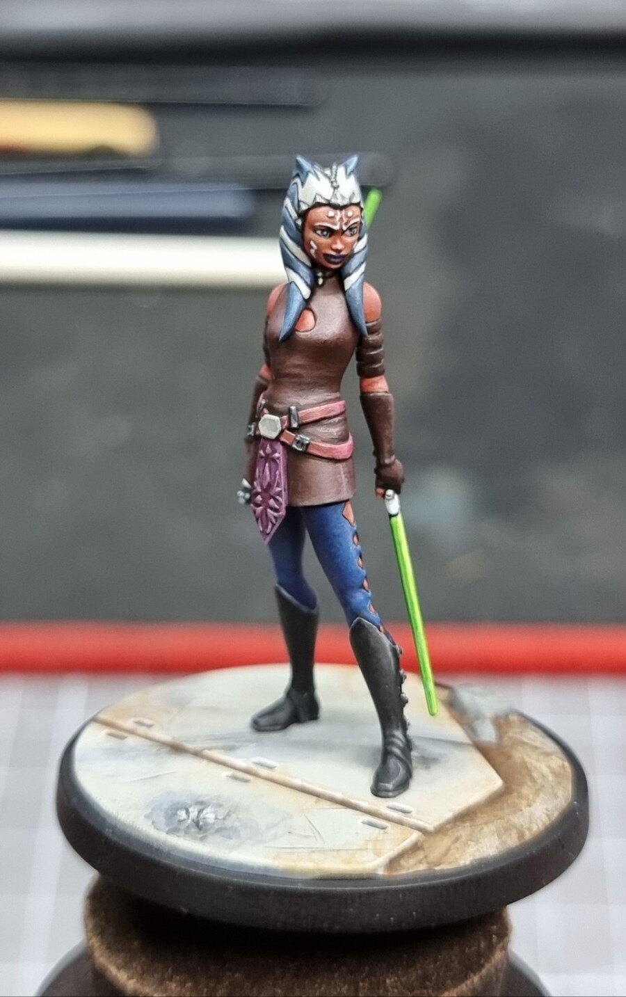 [도색완성] 스타워즈 섀터포인트 파다완 아소카._1.jpg