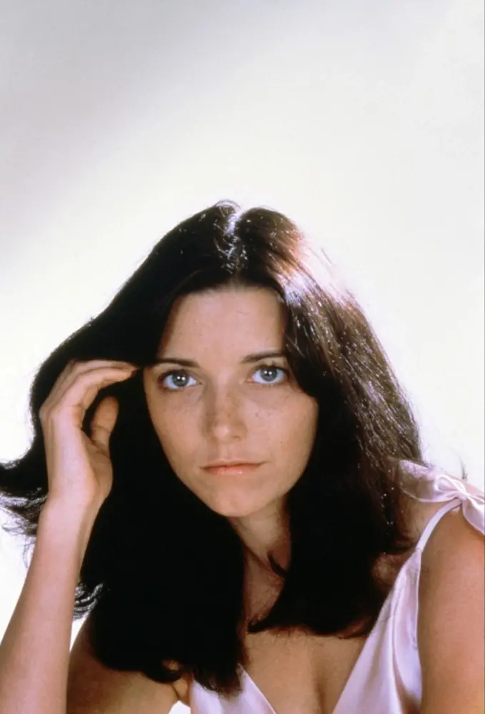 인디아나 존스 1편과 4편의 히로인인 매리언 레이븐우드의 이야기_5.webp