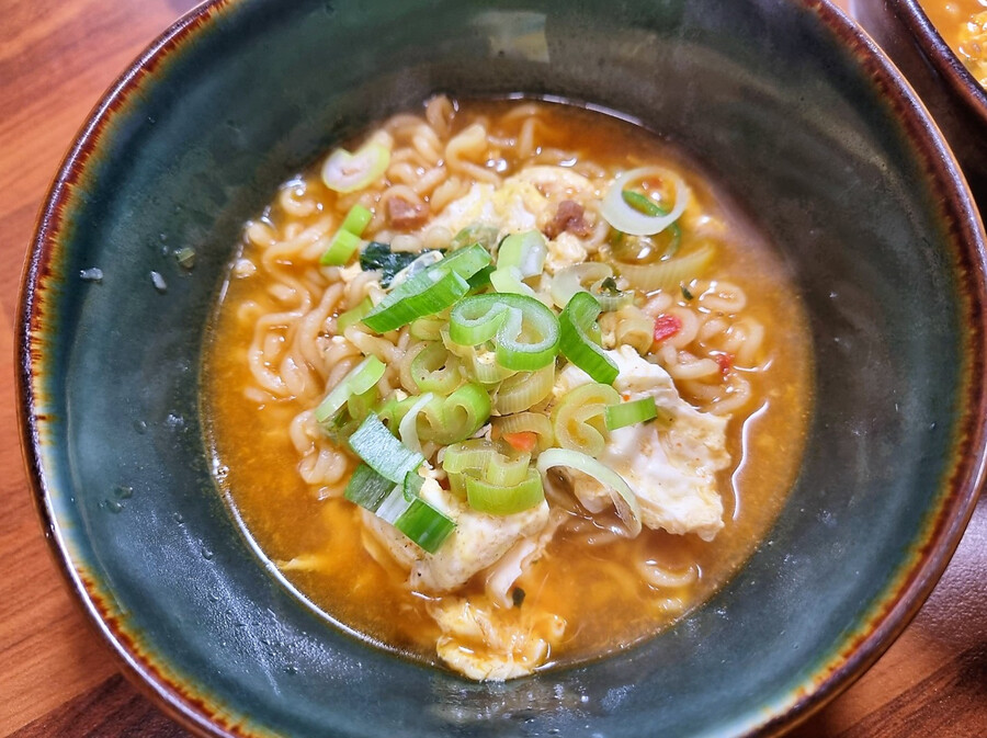 라면,김치부침개_2.png