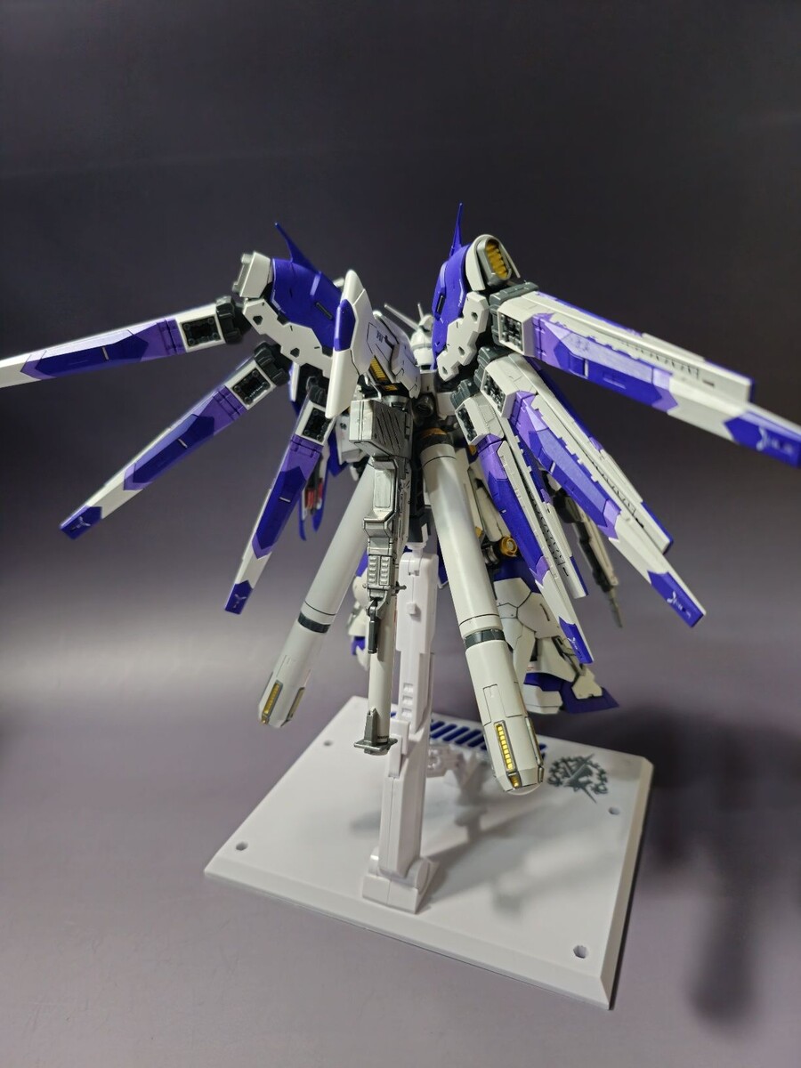 [RG] 하이뉴 건담 도색 완성_2.jpg