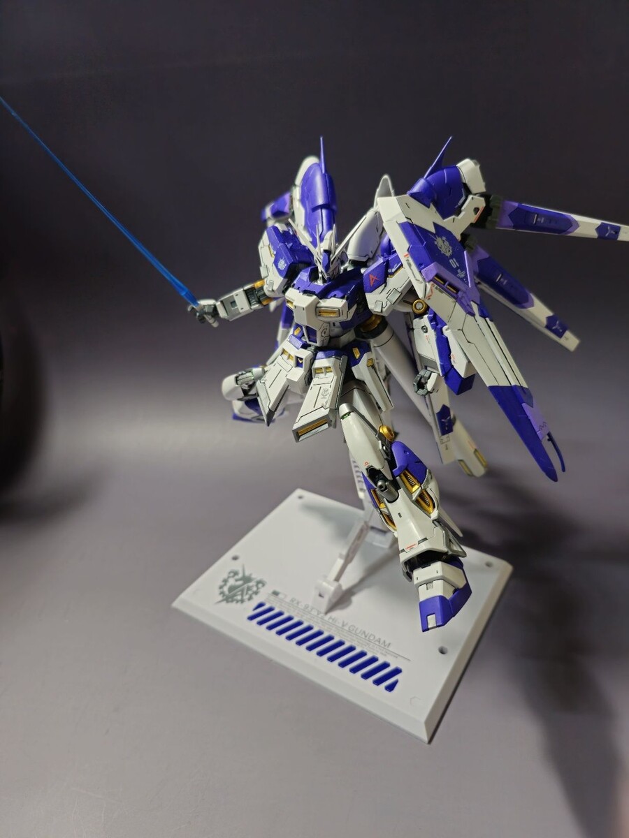 [RG] 하이뉴 건담 도색 완성_3.jpg