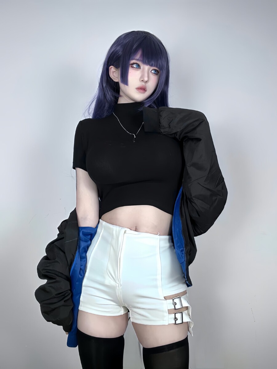 인방) 자기 피규어 코스프레가 나온 비야_3.jpg