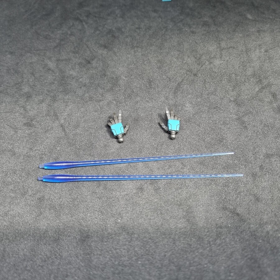 HGWM 건담 르브리스 울 ﻿(GUNDAM LFRITH UR)_9.jpg