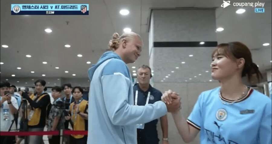 축구) 축구미남 엘링홀란드가 한국와서 하고간일_1.jpeg
