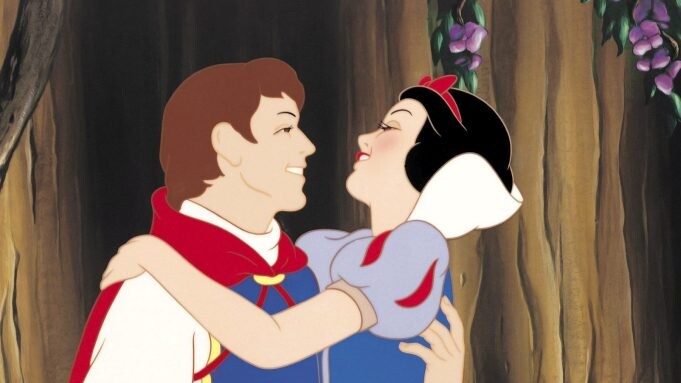 디즈니)뒷설정으로 이름이 있는 캐릭터들_4.jpg