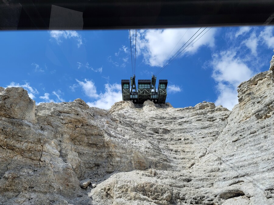 어머니 모시고 알프스 여행 20~21일차, 사쏘 룽고-포르도이 그리고 집으로_66.jpg