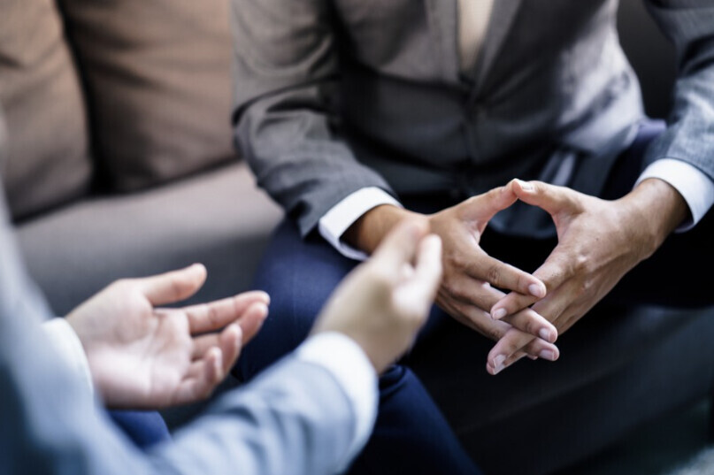 책) "자신이 옳다고 여겨도 상대를 비난하지는 말게"_1.png