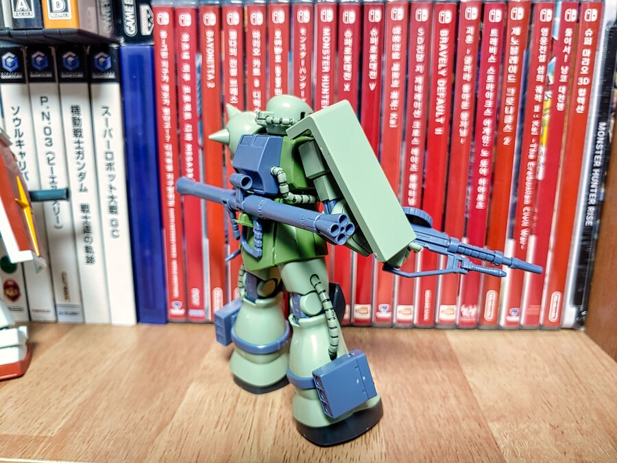 [HG] 건프라 스타터 세트 - 건담 vs.양산형 자쿠_23.jpg
