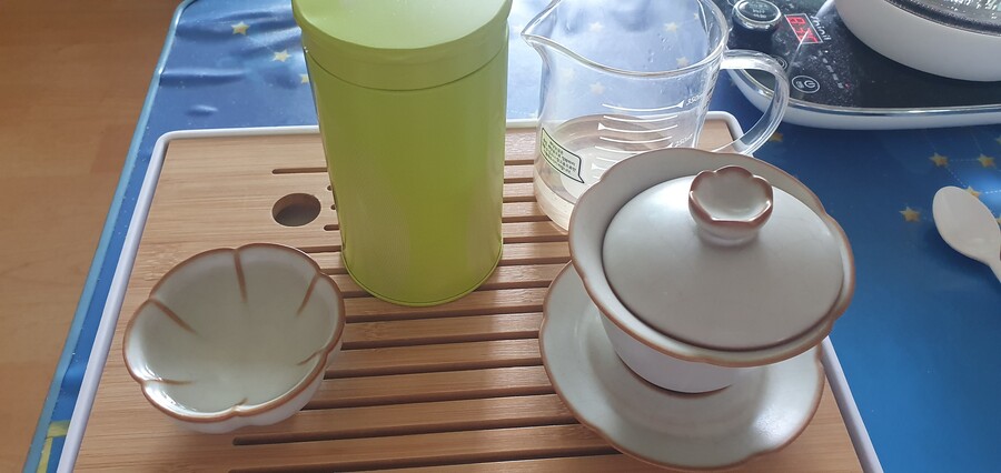 녹차) 정산당의 안길황금싹과 안길백차 23년 생산분_1.jpg