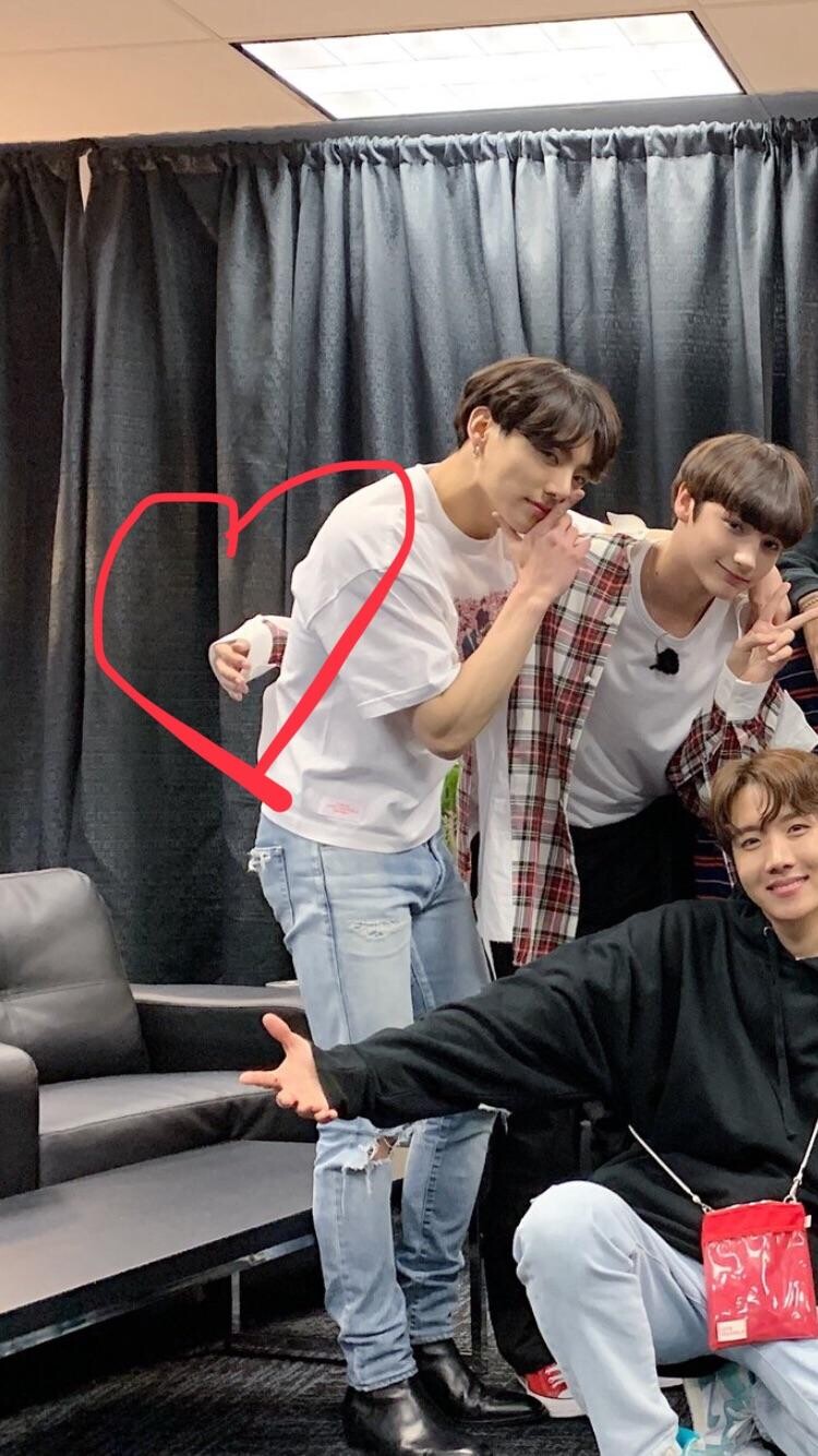 서양 여자들이 생각하는 매너손.jpg_3.jpg