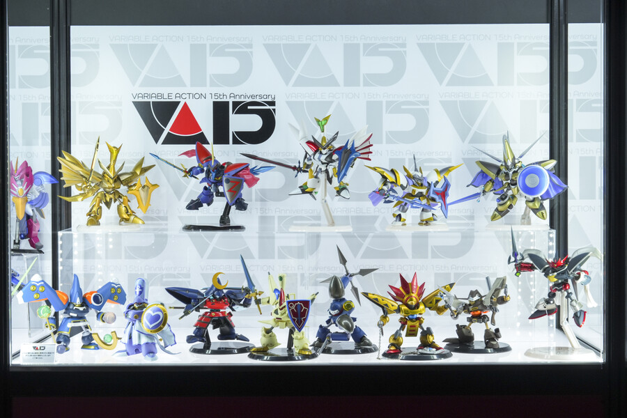 [메가하우스] 배리어블 액션 시리즈 15주년 기념 전시_6.jpg