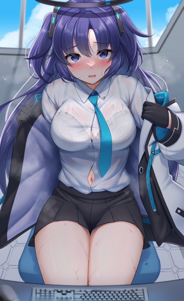 (블루아카) 선생님 배꼽 보지마_1.jpg