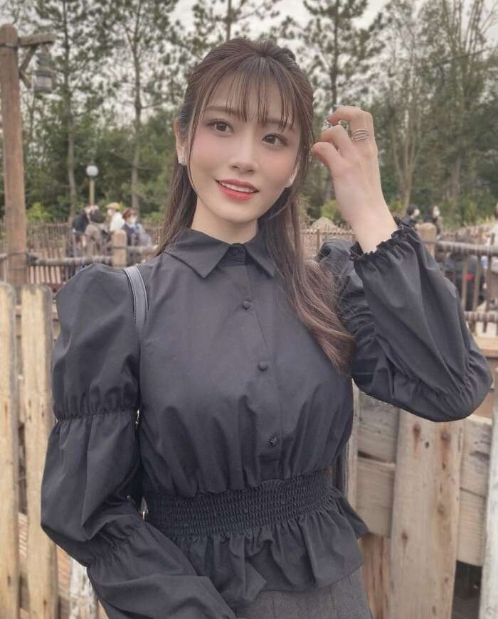 AV커뮤니티 외모 압도적1위 누나.gif_3.jpg