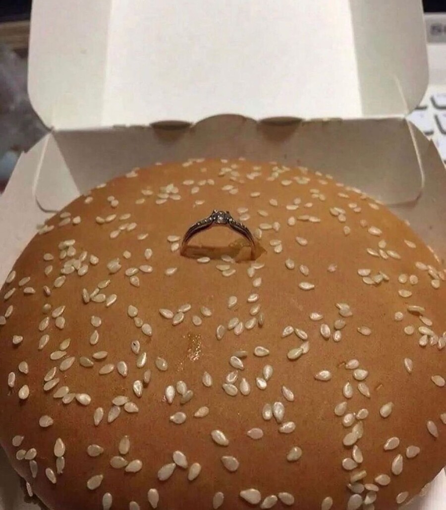 프로포즈 맥인다_1.jpg