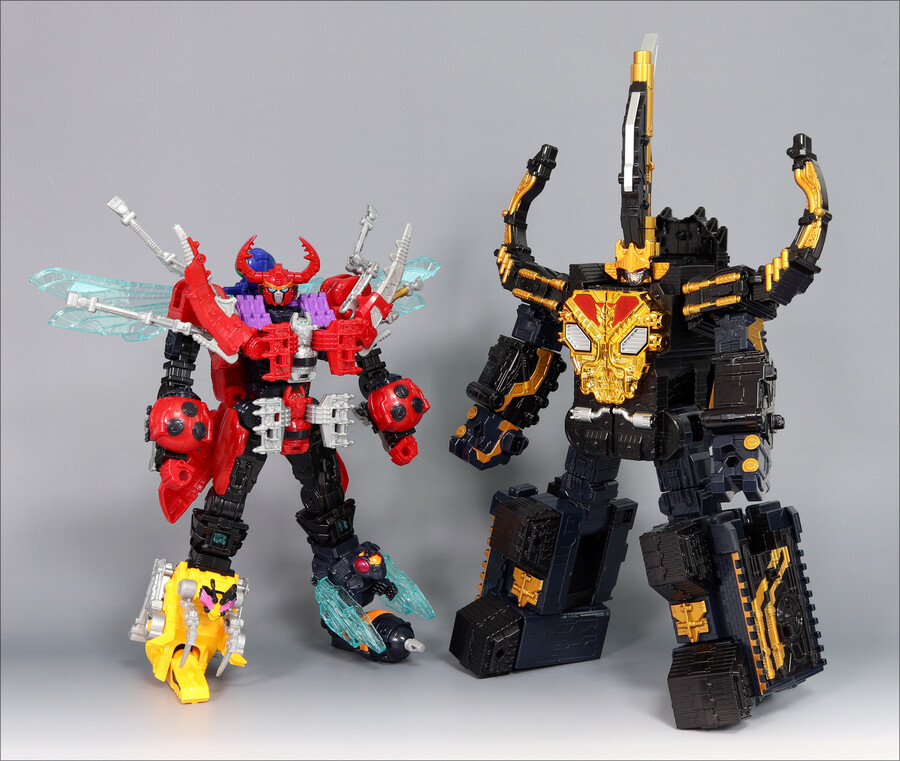 [DX] 킹 코카서스 카부토_31.jpg