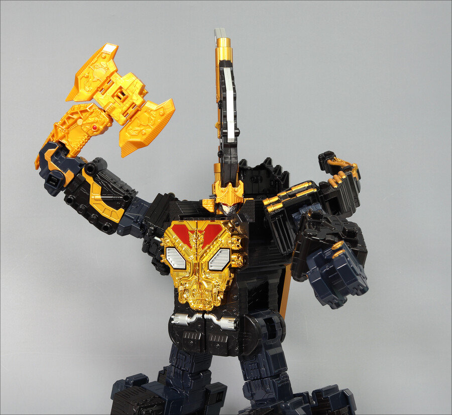 [DX] 킹 코카서스 카부토_49.jpg