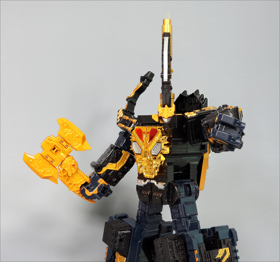 [DX] 킹 코카서스 카부토_50.jpg