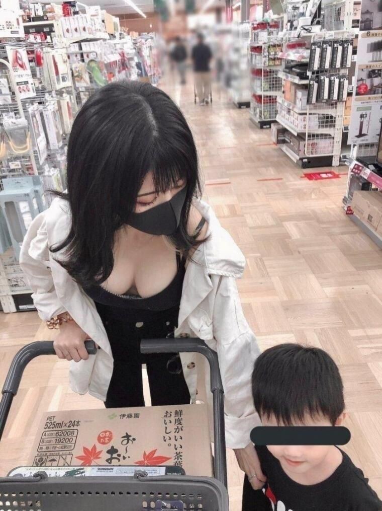 결혼이 불가항력이었던 누나들.jpg_1.jpg
