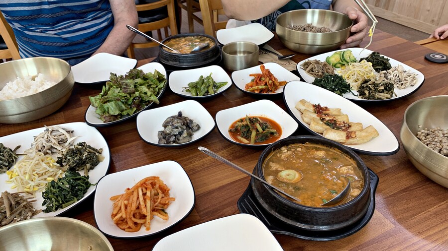 밖에서 밥 먹습니다 광주 목현동 이배재들밥