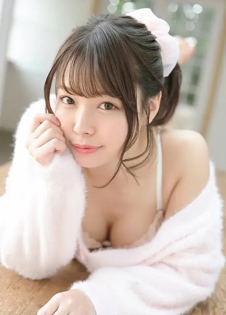 이번엔 진짜 아이유 닮은 av배우 소개 해줌_3.webp