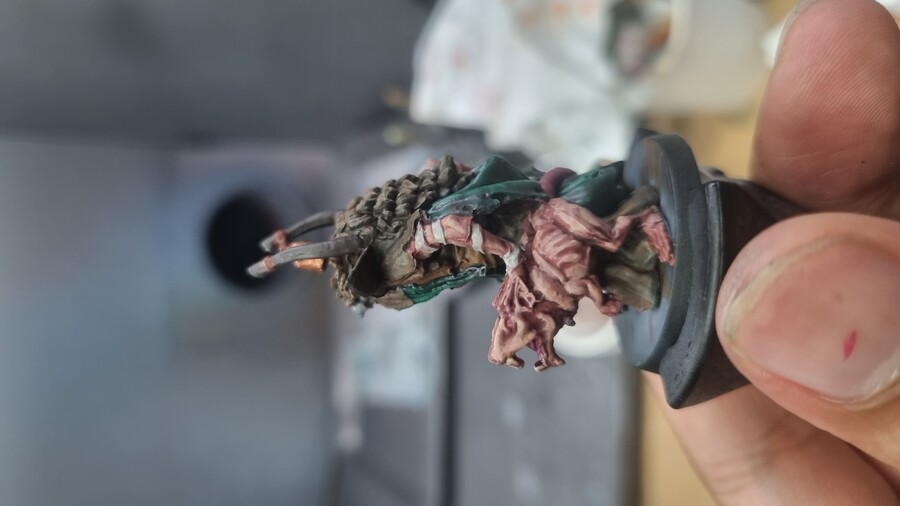 도색의뢰)브람스토커 드라큘라 도색_11.jpg