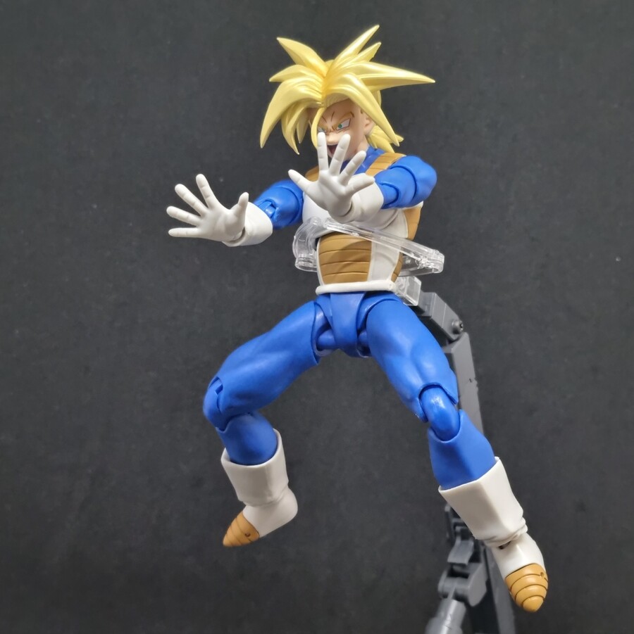 S.H.Figuarts 초사이어인 트랭크스 -그 몸에 숨겨진 슈퍼 파워-_20.jpg