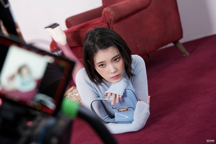 [EDAM] 가을 분위기 폼 美쳤다_24.jpg