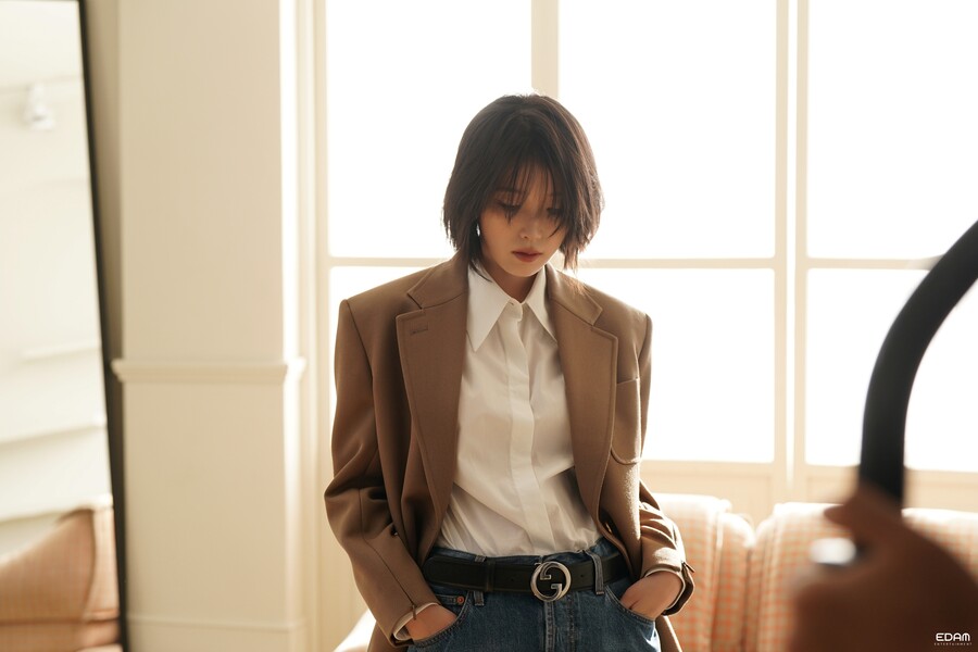 [EDAM] 가을 분위기 폼 美쳤다_30.jpg