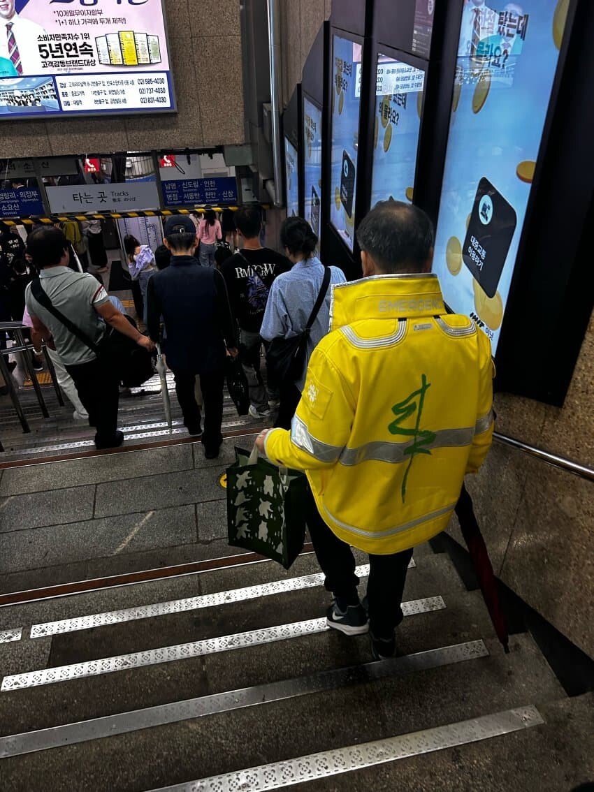 엣지러너) 데이비드가 죽지않고 오래오래산 세계선_1.jpg