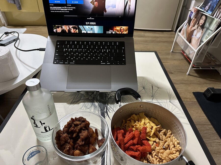 혼술) 조촐_1.jpeg