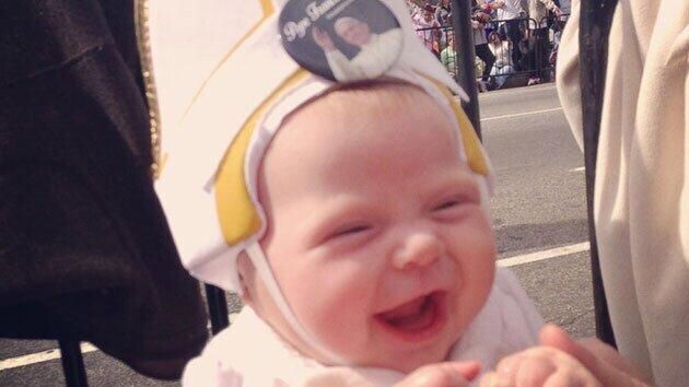 퍼레이드중인 교황도 멈추게 한.gif_1.jpg