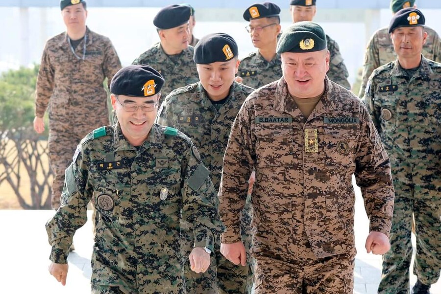몽골 특수부대 장군 특전사 방문_2.jpg