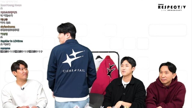 디맥) 하이츠 팝업스토어 의류굿즈 실물_1.jpg