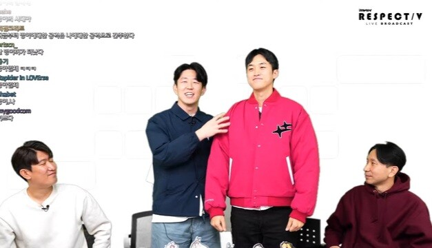 디맥) 하이츠 팝업스토어 의류굿즈 실물_3.jpg