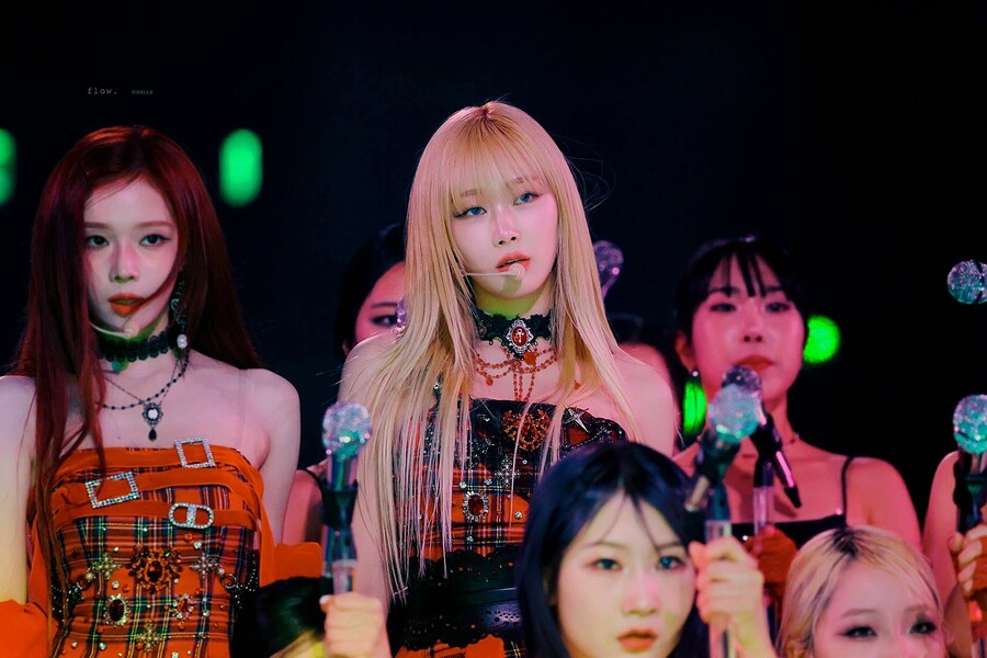 에스파) 지젤 나만 예쁨?_1.jpg