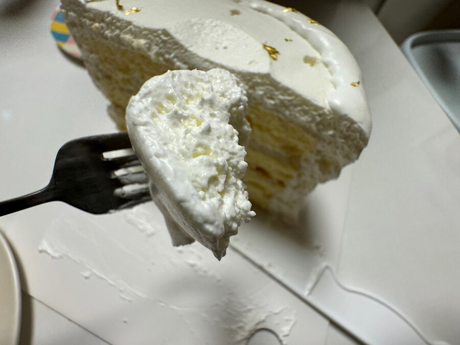 움트(Oumt) 순우유 생크림 케이크~~~_5.jpg