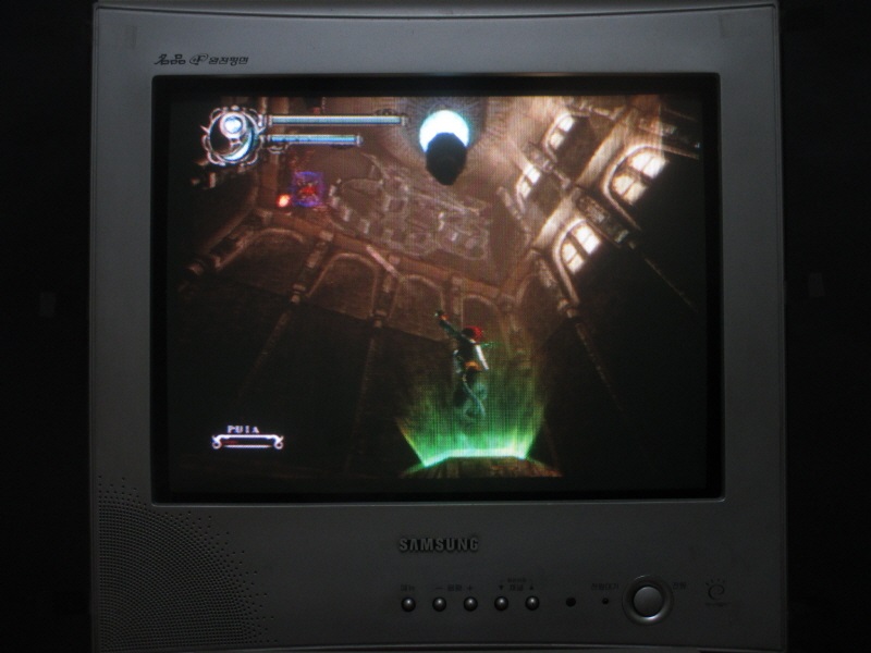 데빌 메이 크라이 2 (4) - 브라운관 티비 화면_38.jpg