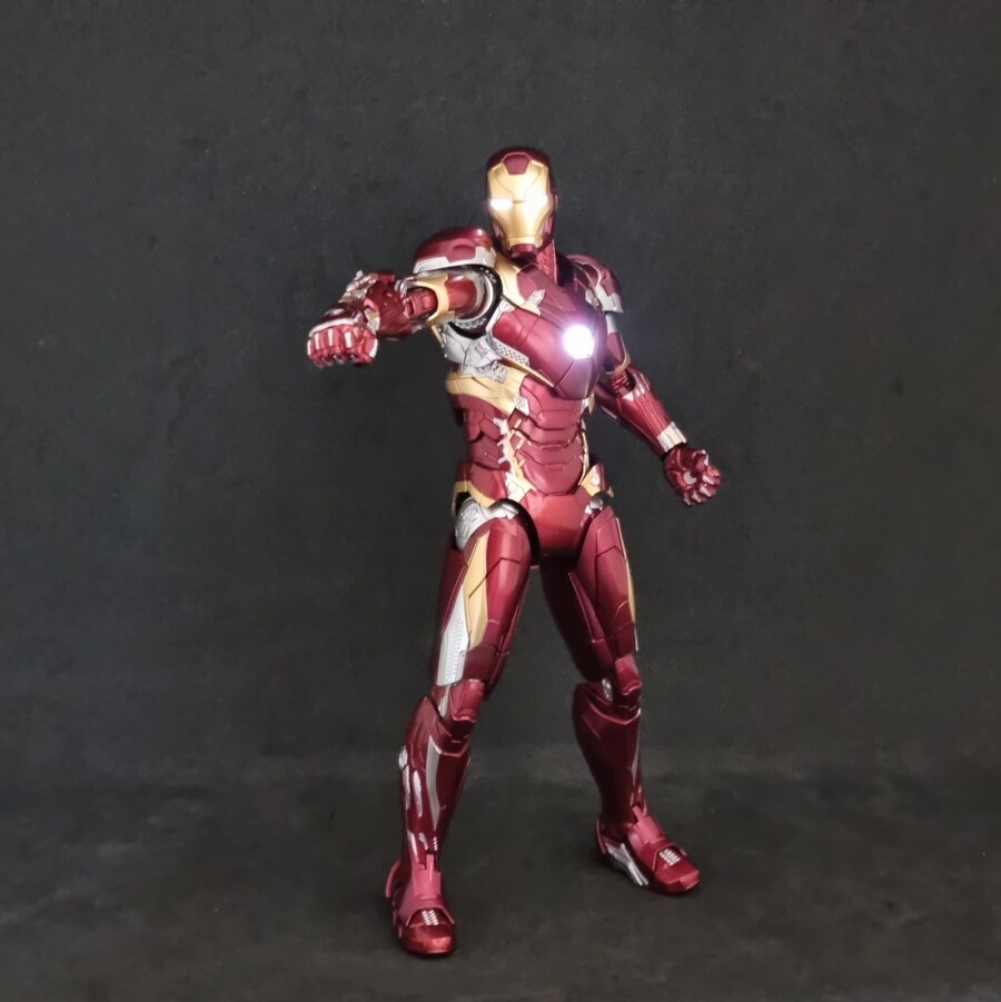 쓰리제로 아이언맨 마크46 (THREEZERO DLX IRONMAN MK46)_22.jpg
