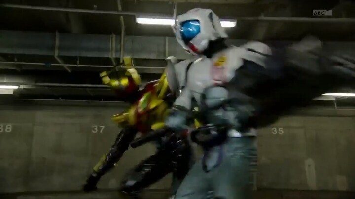 [가면라이더 더블, 드라이브] 고화력 광역기 vs 고속이동_52.jpg