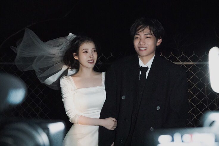 멜론 매거진, 결국 사랑이 이길 텐데, 아이유의 'Love wins all'_23.jpg