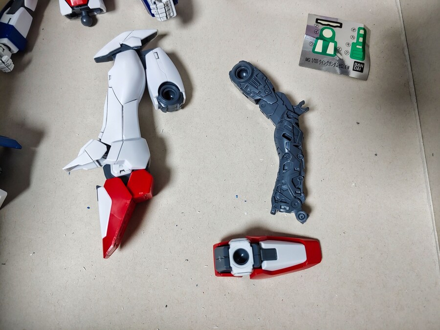 [MG] 천사 건담 - 윙 건담 제로(EW)_10.jpg