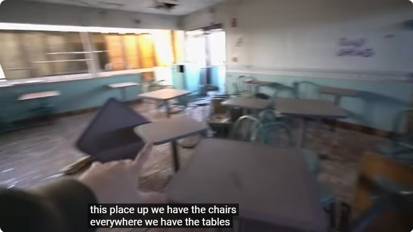 그옛날의 추억을 찾기 위해 버려진 건물에 찾아온 유튜버_17.jpg