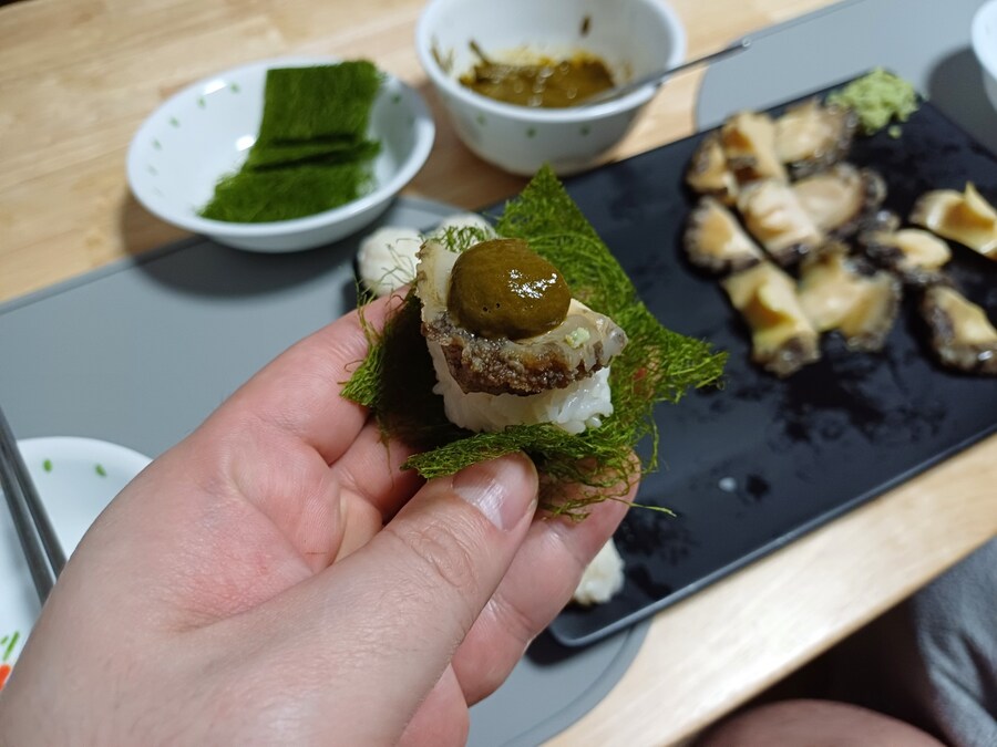 청량리 시장에서 산 전복으로 만든 전복찜(무시아와비)_6.jpg