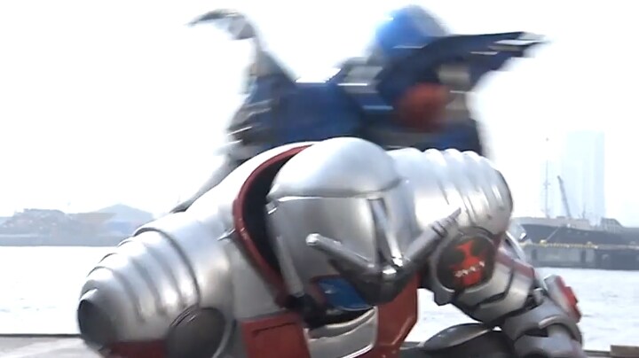 [가면라이더 카부토] 진퉁 vs 짝퉁_17.jpg